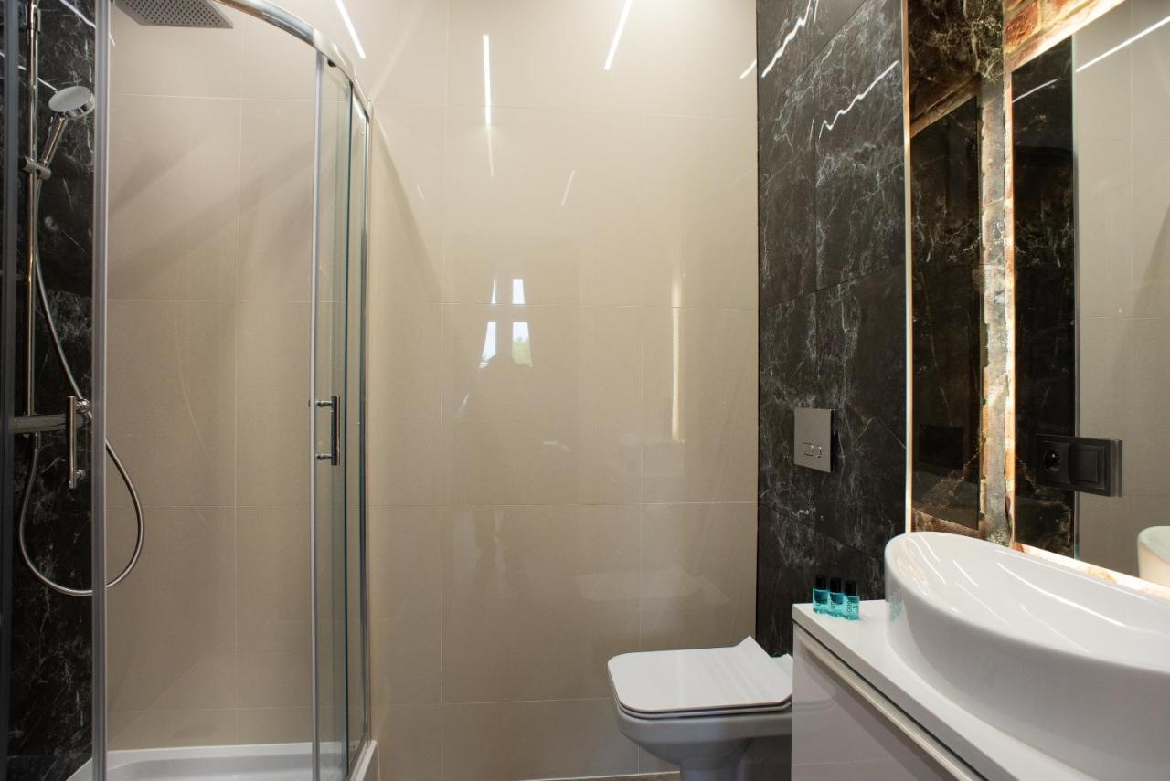 Apartament Antresola Fabryczna زيلونا غورا المظهر الخارجي الصورة