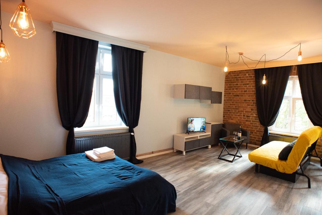 Apartament Antresola Fabryczna زيلونا غورا المظهر الخارجي الصورة